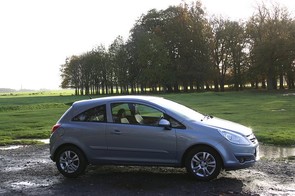 How much is my 07 Opel Corsa worth?