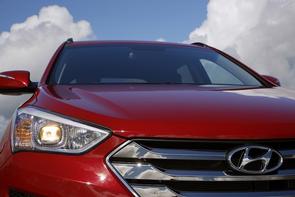 Which engine in the Santa Fe?