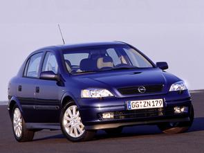 Belt or chain in a 2003 Astra?
