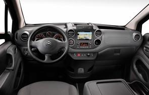 Manual or auto Berlingo?