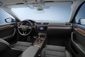 Are there LHD cars on Carzone?