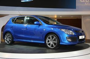 Belt or chain in an i30?
