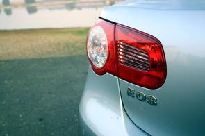 How many 2007 Eos 3.2s sold?