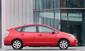 I'd like an auto Toyota for €4,000.