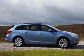 Does my Astra have a timing chain?