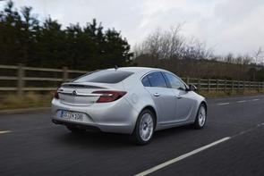 Belt or chain in a 2015 Insignia 2.0?