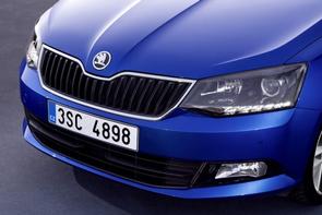 Does the 2016 Fabia have a belt?
