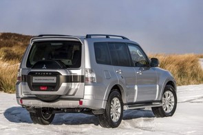 Looking to buy a five-seat commercial vehicle.