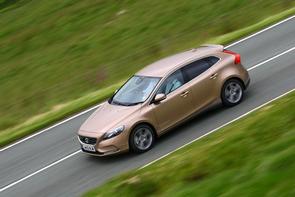 Belt or chain on a 2014 Volvo V40?