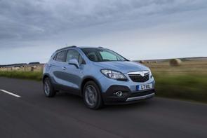 Has my Mokka a chain or belt?
