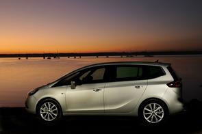 When to change my Zafira's belt?