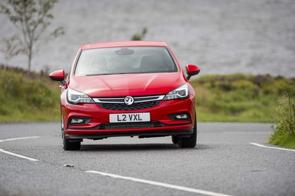 Does my Astra 1.6 have a timing belt?