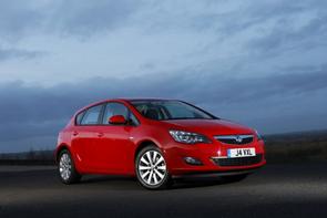 Has my Astra 1.4 a belt or a chain?