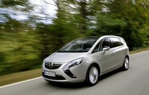 How often to change a 2013 Zafira's belt?