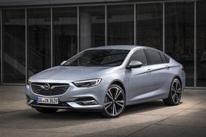 Does my Insignia diesel have a chain or belt?