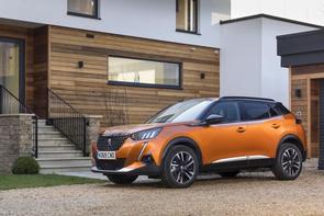 What engine oil goes in my Peugeot 2008?
