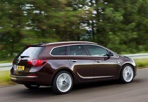 Belt or chain in a 2012 Astra estate?