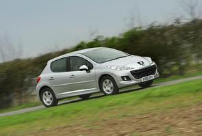 Is there a timing belt on a 2011 Peugeot 1.4 diesel?