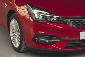 Which belt on a 2021 Astra?
