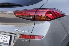 Does a 2019 Tucson diesel have a 'wet' belt?