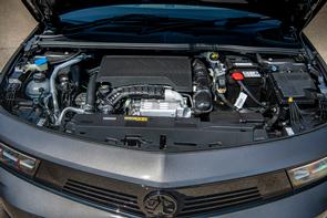 Does the 2021 Astra 1.2 have a wet belt?