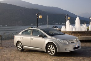 How much is an 09 Avensis worth?