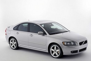 Thinking about buying a Volvo S40.