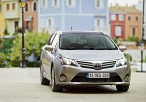 What's a reasonable Avensis price?