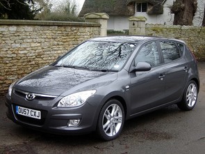 Looking at a UK Hyundai i30.