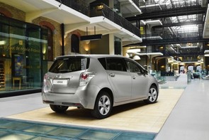 How much to trade up to a Verso?
