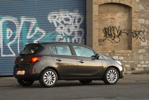 Does Opel make a diesel Corsa?