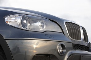 How much to tax a 2011 BMW X5?