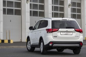 Looking for commercial SUV...