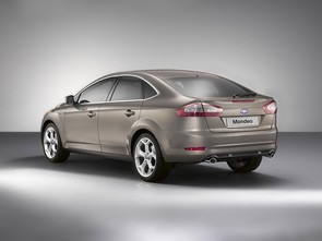 Looking to buy a diesel saloon with up to €8,000.