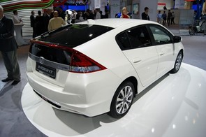 Torn between Honda Insight and Civic...
