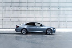 New Superb or used Passat?