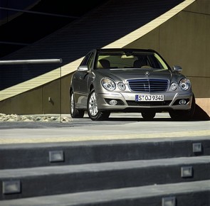 How much is an 07 Mercedes E-Class worth?