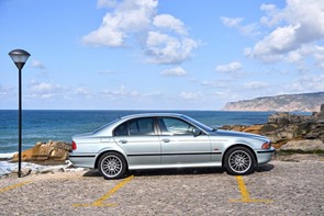 How much is tax for the BMW 520i?