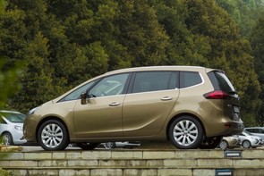 What seven-seat MPV should we consider?