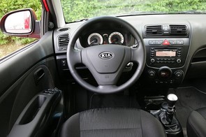How many seat belts in a Picanto?