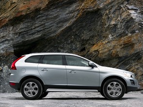 Hyundai Tucson or Volvo XC60?