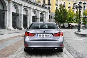 What are the Lexus hybrids like?