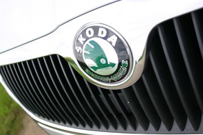Does this Octavia have a timing belt?