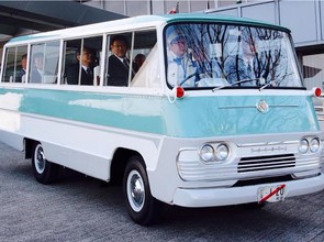 Looking for a LHD bus...