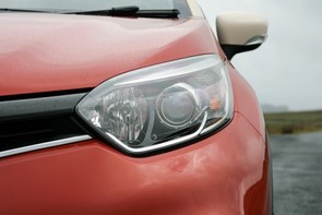How much is my 141 Captur worth?
