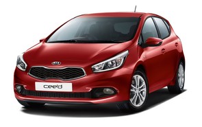 Do I have to service my cee'd at a Kia garage?