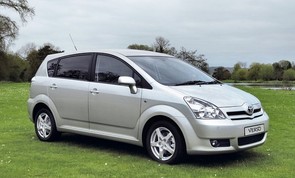 Can I change my Verso's service light?