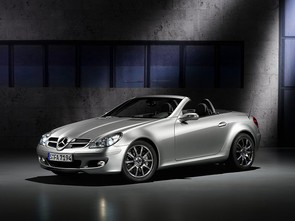 Should we worry about this SLK's issues?