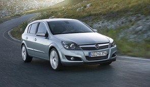 When to change my Astra's belt?