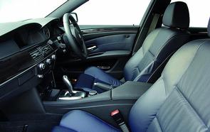 How many CDs does a 520d take?